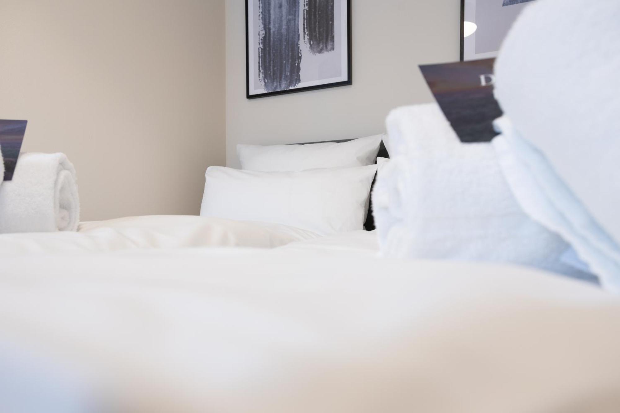 Bright Zentrum-west Stadion - Neueroeffnung - New Opening Aparthotel *