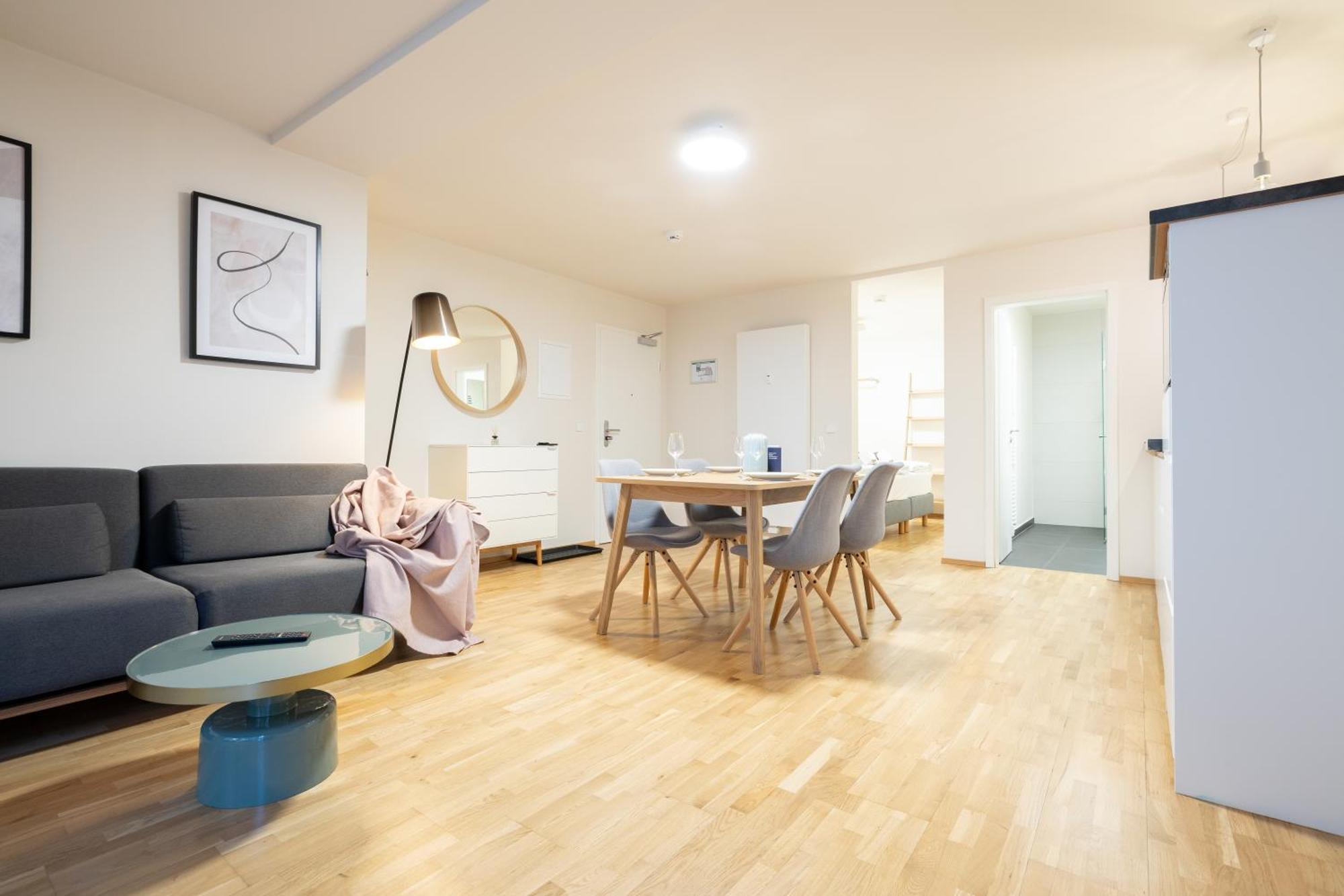 Bright Zentrum-west Stadion - Neueroeffnung - New Opening Aparthotel