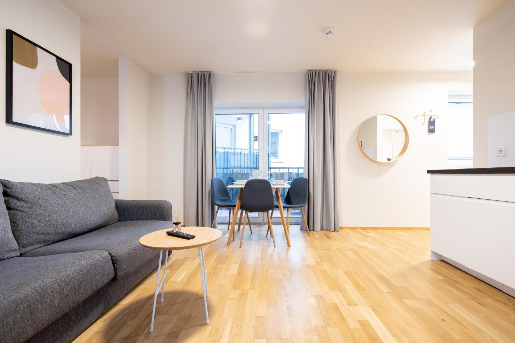 Aparthotel Bright Zentrum-west Stadion - Neueroeffnung - New Opening